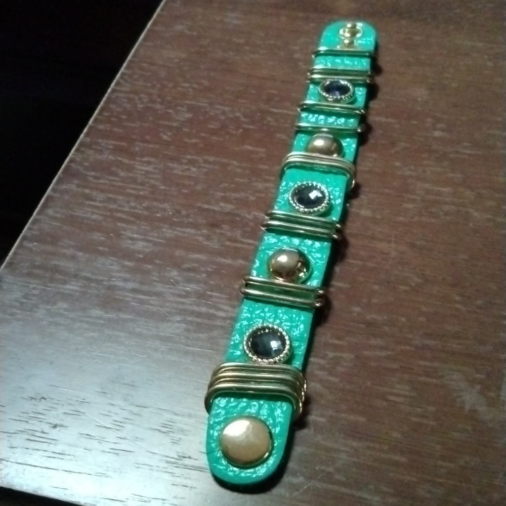 Turquoise Leather Snap Bracelet with Stones King Star